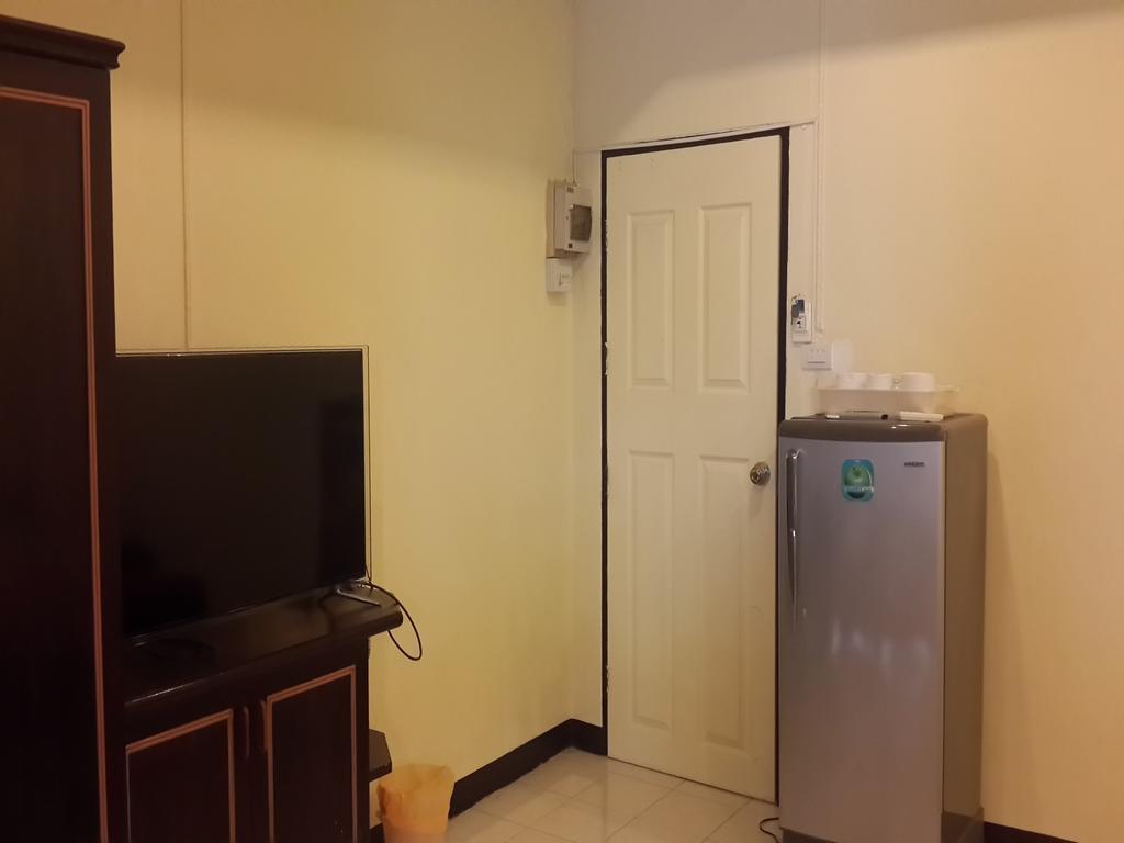 Parinya'S Apartment Pattaya Room photo