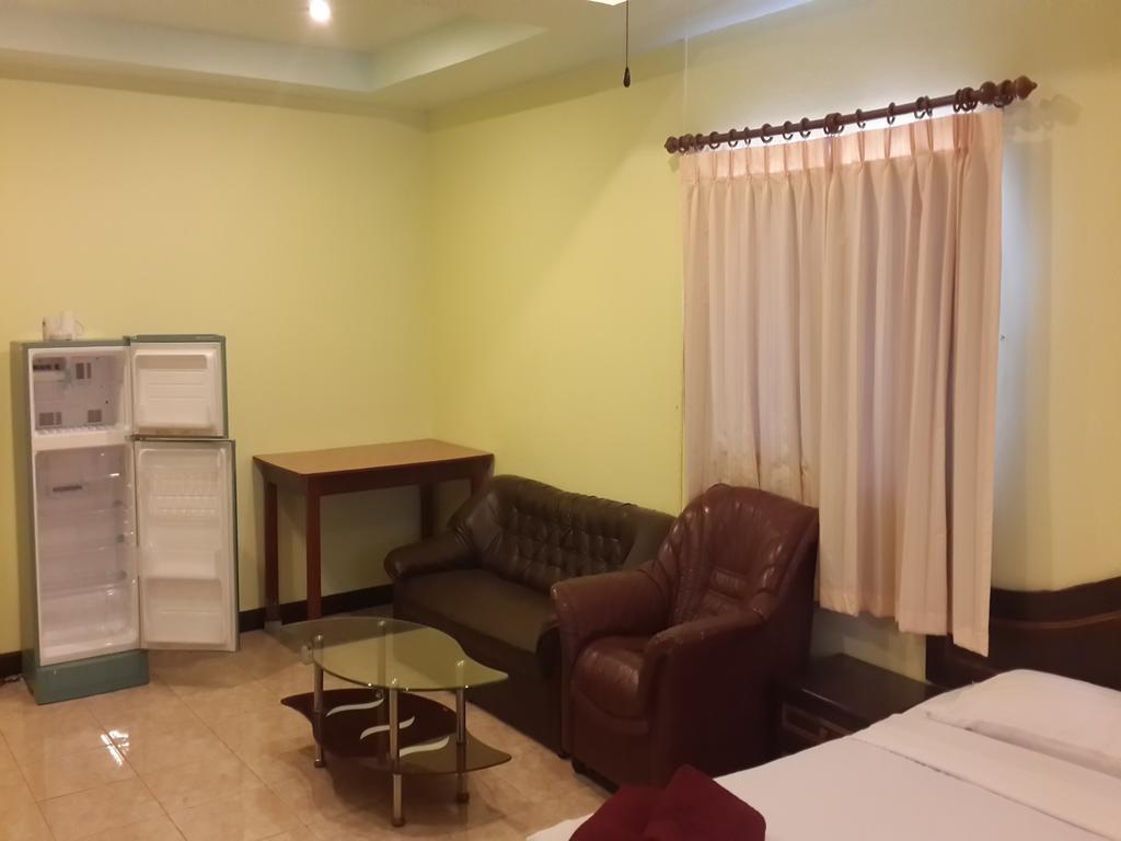 Parinya'S Apartment Pattaya Room photo